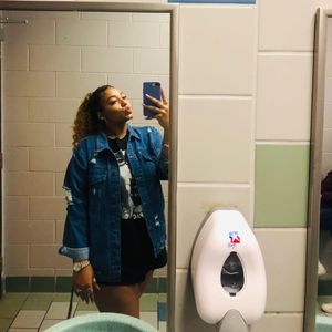 Meet your Posher, Trinity